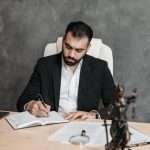 Списание долгов при просрочках по кредитам