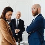 Как проходит банкротство для сотрудников философии в России