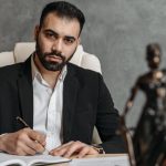 Как проходит банкротство для сотрудников орехового хозяйства в РФ