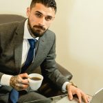 Помощь адвокатов в списании долгов с минимальной стоимостью и полной юридической помощью в РФ